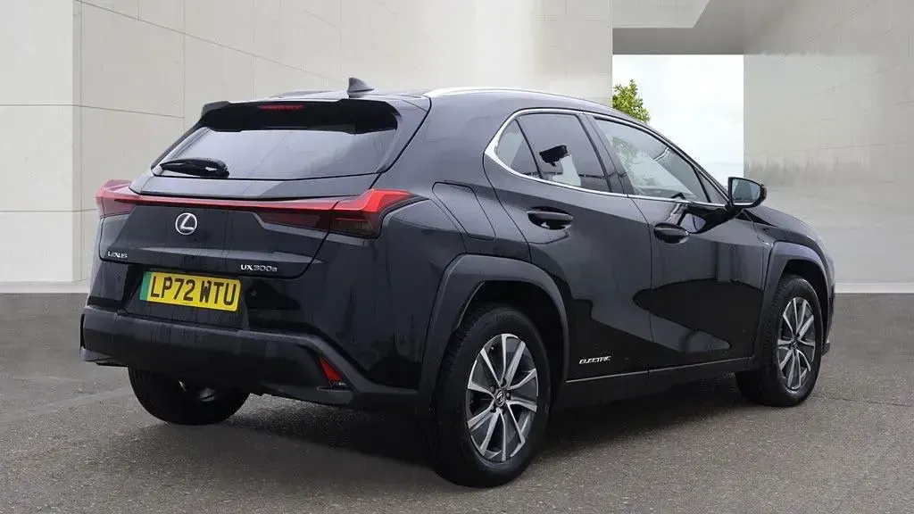 Used Lexus UX 300e 150 kW (204 HP) 2023 SUV