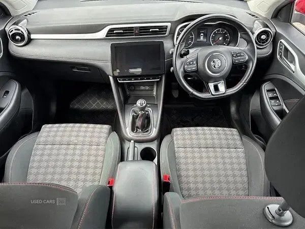 Used MG ZS Excite 106 HP (77 kW) 2022 Red SUV