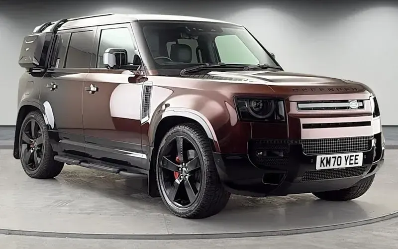 Usado Land Rover Defender 400 HP (294 kW) 2024 SUV