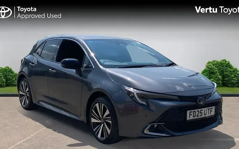 Used Toyota Corolla Design 140 HP (102 kW) 2026 Hatchback