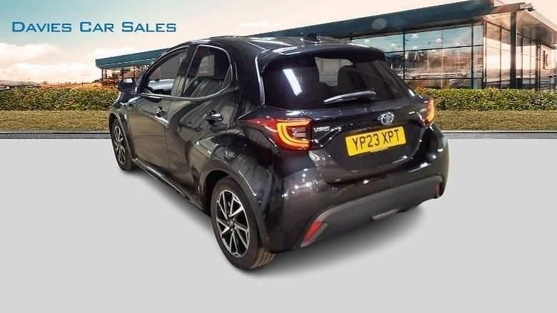 Used Toyota Yaris Design 116 HP (85 kW) 2023 Black Hatchback