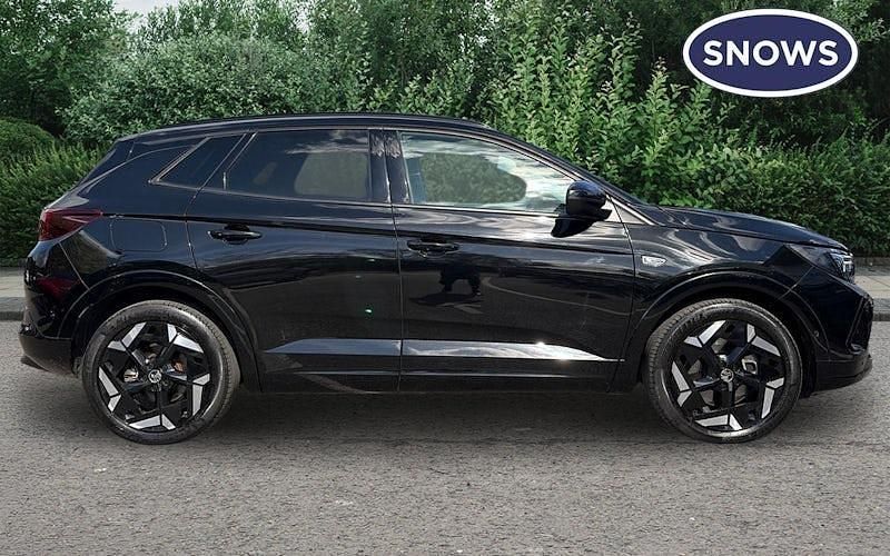 Used Vauxhall Grandland X GSe 300 HP (220 kW) 2023 Black SUV