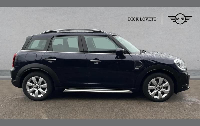 Used Mini Cooper Countryman Classic 134 HP (98 kW) 2022 Black SUV