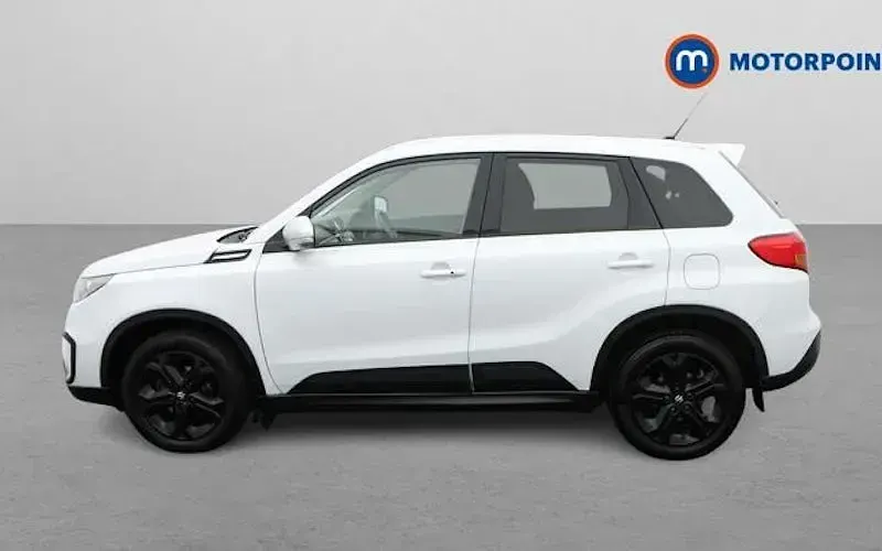 Second-hand Suzuki Vitara 140 CP (102 kW) 2018 Alb SUV