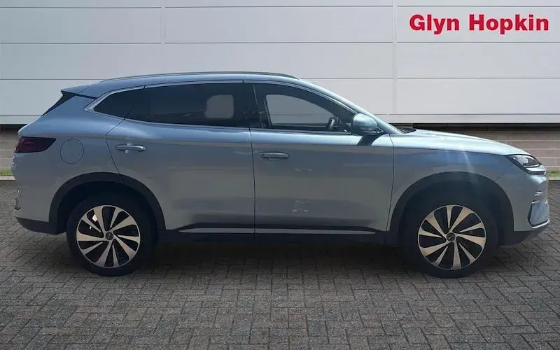 Used BYD Seal Boost 218 HP (160 kW) 2025 Blue Estate