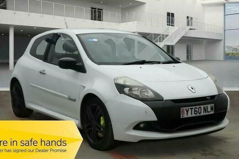 White Used 2010 Renault Clio II Hatchback | £5,495 (Fair price) - Image 1/1