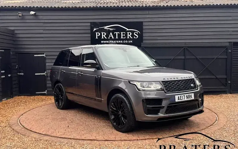 Used Land Rover Range Rover Vogue 258 HP (189 kW) 2017 SUV