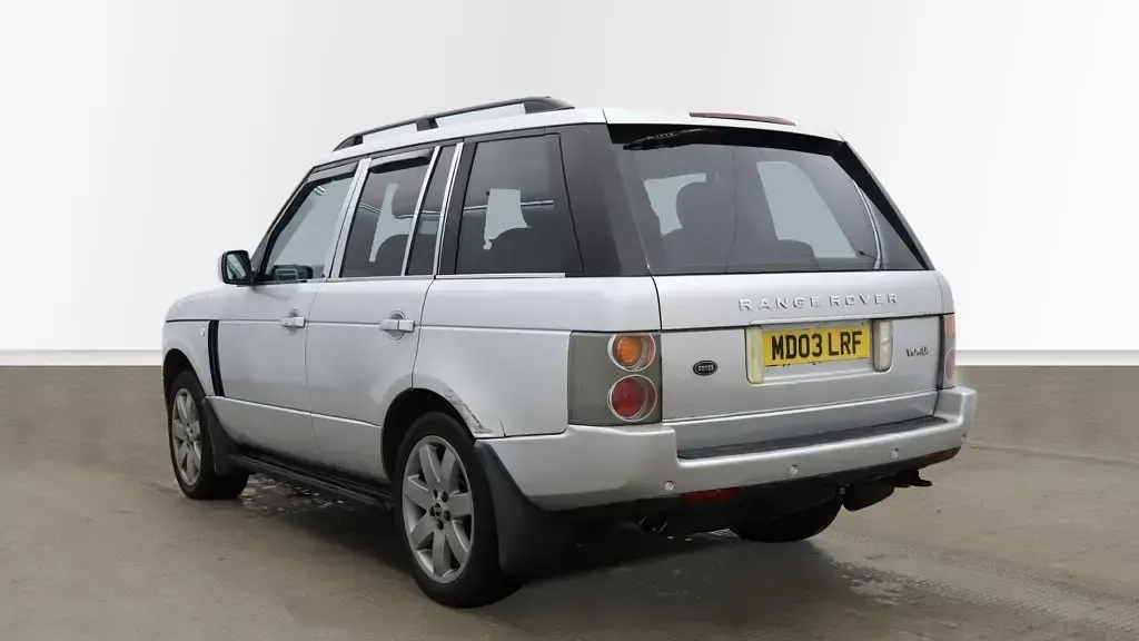 Używany Land Rover Range Rover Vogue 2003 Srebrny SUV