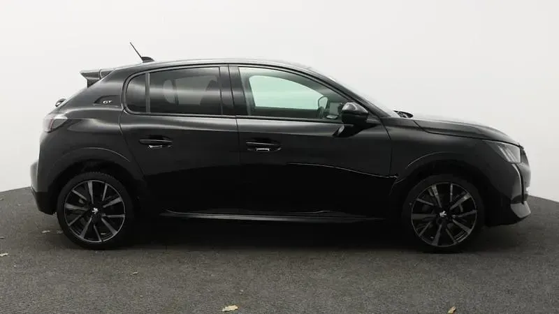 Gebraucht Peugeot 208 GTi 130 PS (95 kW) 2023 Schwarz Kleinwagen