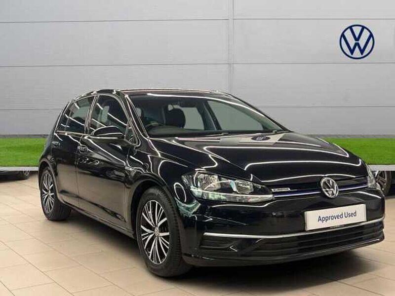 Used 2018 VW Golf VII SE | £13,214 (Fair price) - Image 1/4