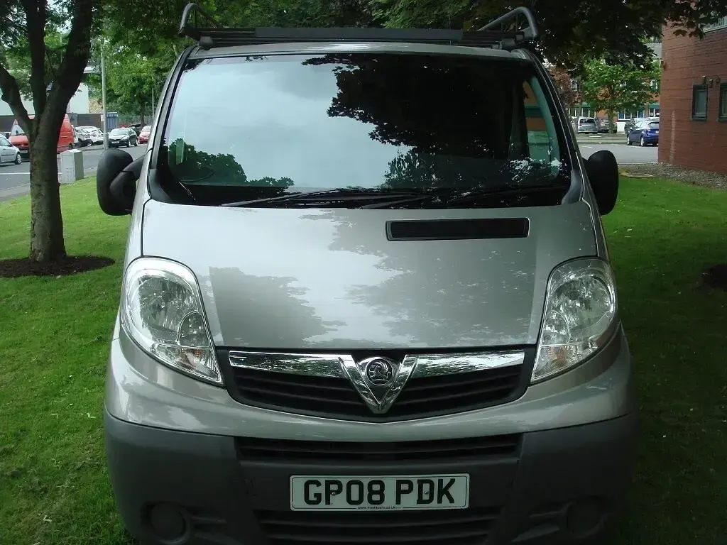Used Vauxhall Vivaro 90 HP (66 kW) 2008 Grey MPV