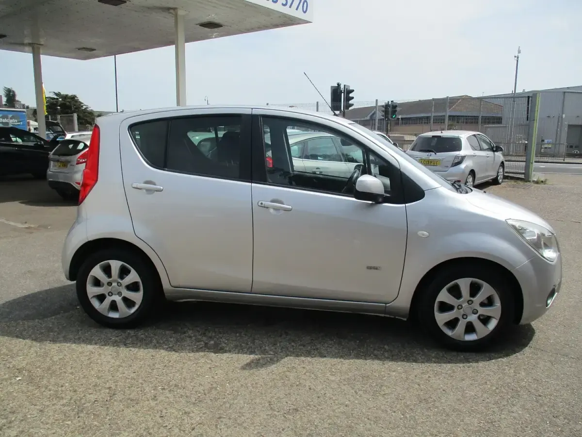 Used Vauxhall Agila Design Edition 2010 Silver MPV