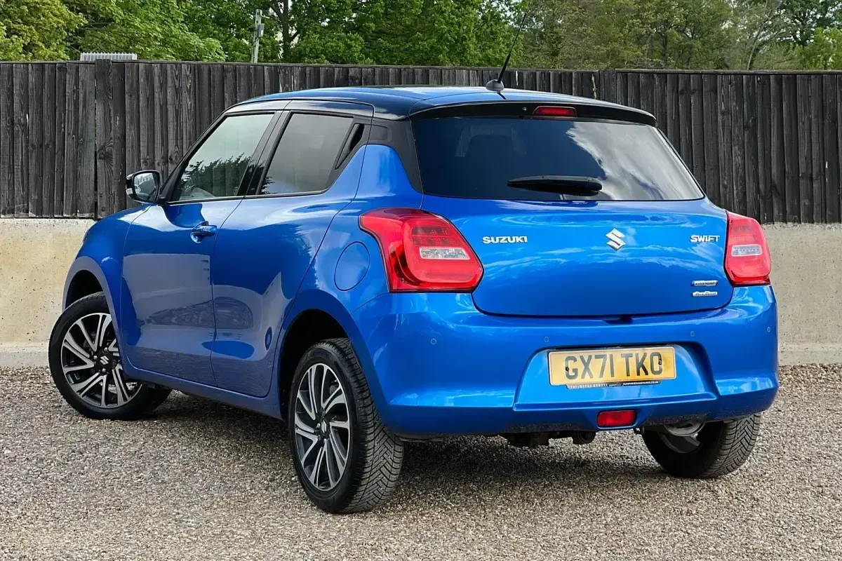 Used Suzuki Swift SZ5 83 HP (61 kW) 2021 Blue Hatchback