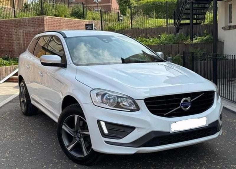 White Used 2016 Volvo XC60 SE Lux SUV | £8,750 (Good price) - Image 1/1