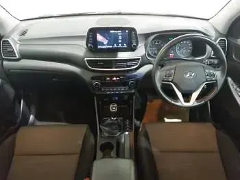 Used Hyundai Tucson SE 132 HP (97 kW) 2018 Grey SUV
