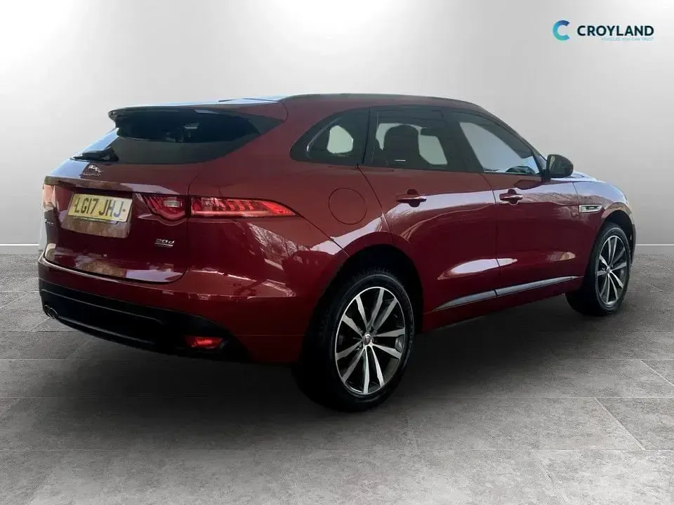 Used Jaguar F-Pace R-Sport 180 HP (132 kW) 2017 Red SUV