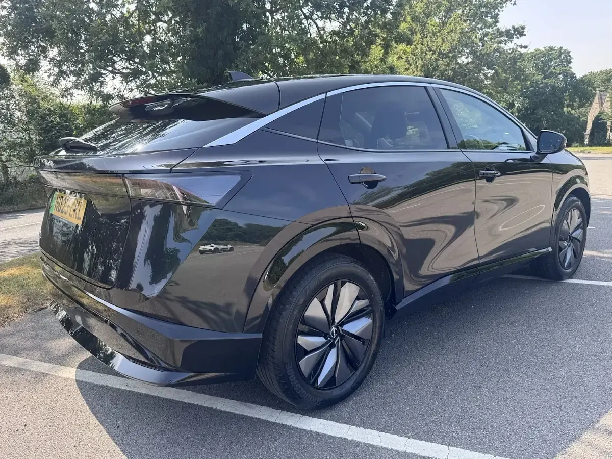 Used Nissan Ariya Advance 63 kW (86 HP) 2023 Green SUV