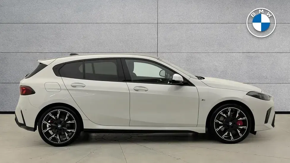 Used BMW 120 M Sport 168 HP (123 kW) 2025 White Hatchback