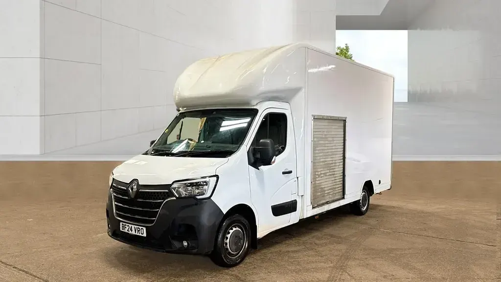 Used Renault Master 2024 White MPV