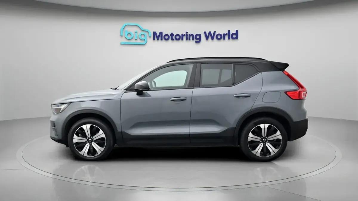 Used Volvo XC40 Core 300 kW (408 HP) 2022 Grey SUV