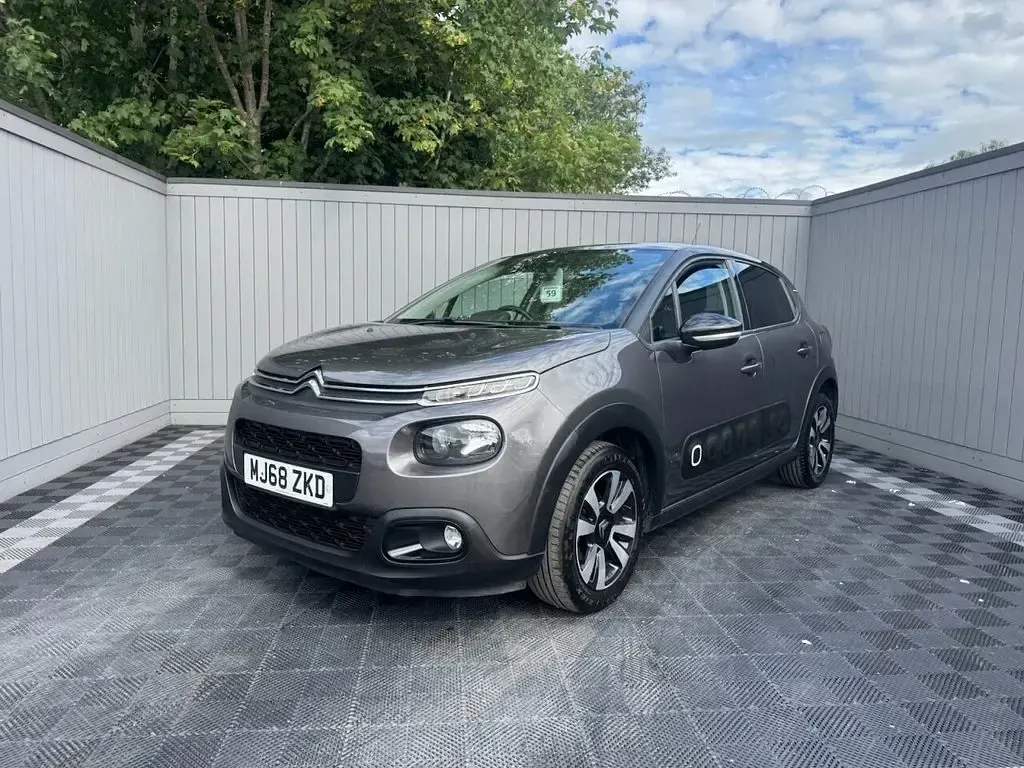 Used Citroën C3 Flair 82 HP (60 kW) 2018 Grey Hatchback