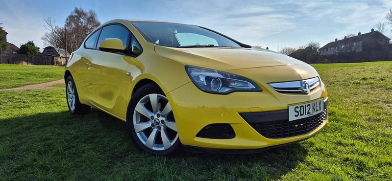 Used Vauxhall Astra GTC Sport 2012 Yellow Hatchback