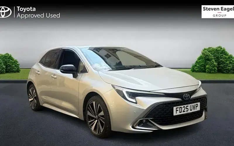 Used Toyota Corolla Design 140 HP (102 kW) 2025 Hatchback