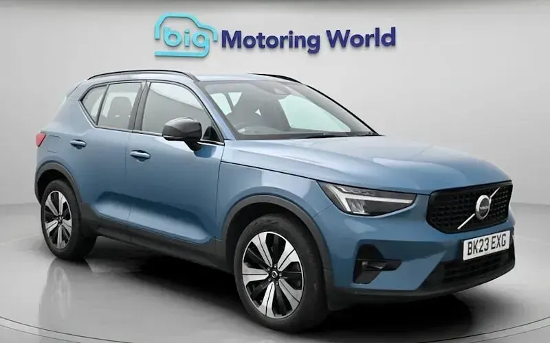 Used Volvo XC40 Plus 211 HP (155 kW) 2023 SUV