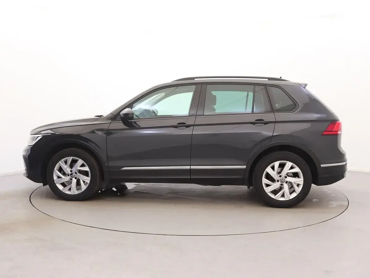 Used VW Tiguan Life 150 HP (110 kW) 2022 Grey SUV