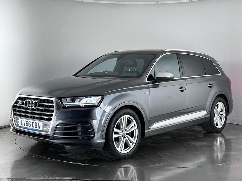 Used Audi SQ7 S-Line 435 HP (319 kW) 2016 Grey SUV