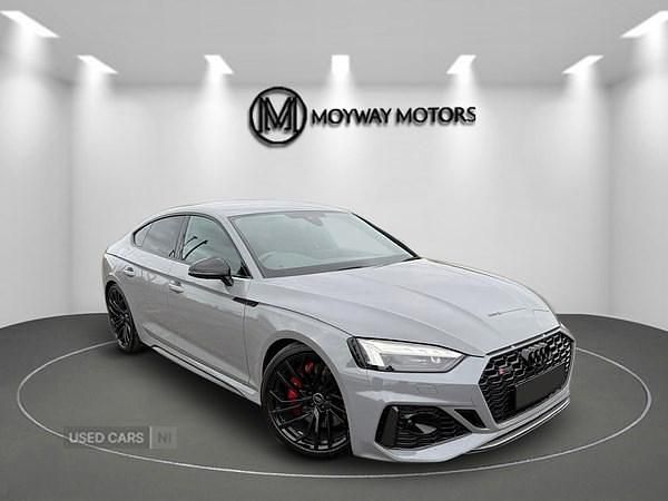 Begagnad Audi RS5 450 HK (330 kW) 2024 Grå Sportkupé