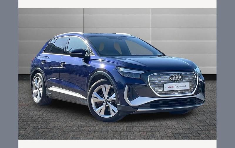 Used Audi Q4 e-tron S-Line 219 kW (299 HP) 2022 Navarra blue SUV