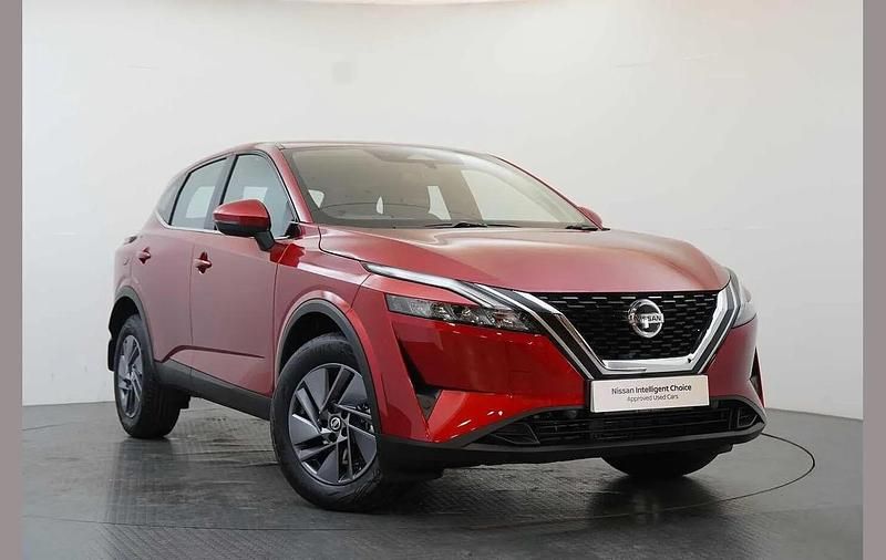Red Used 2022 Nissan Qashqai Acenta Premium SUV | £15,898 (Good price) - Image 1/3