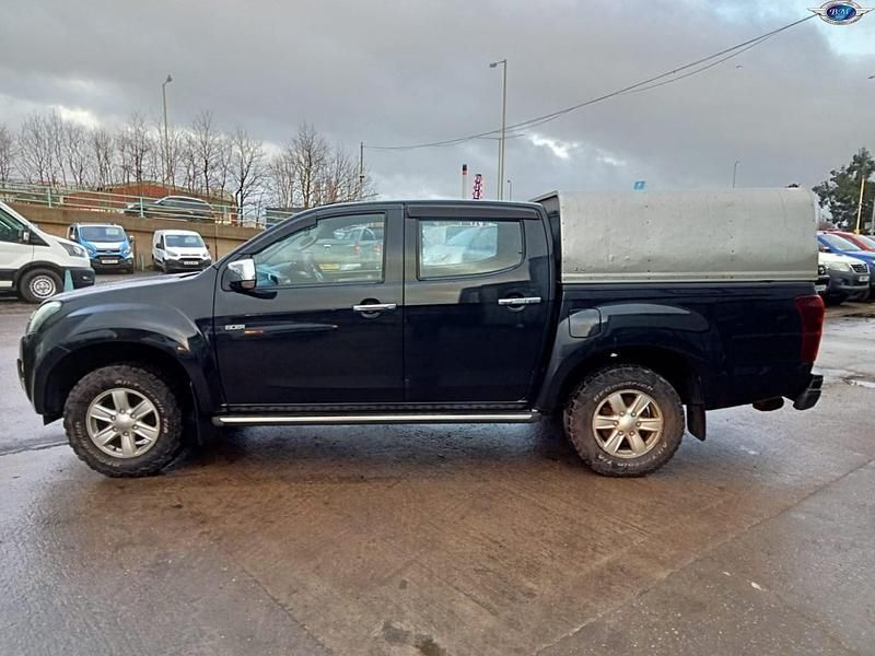 Used Isuzu D-Max 2015 Black Pickup