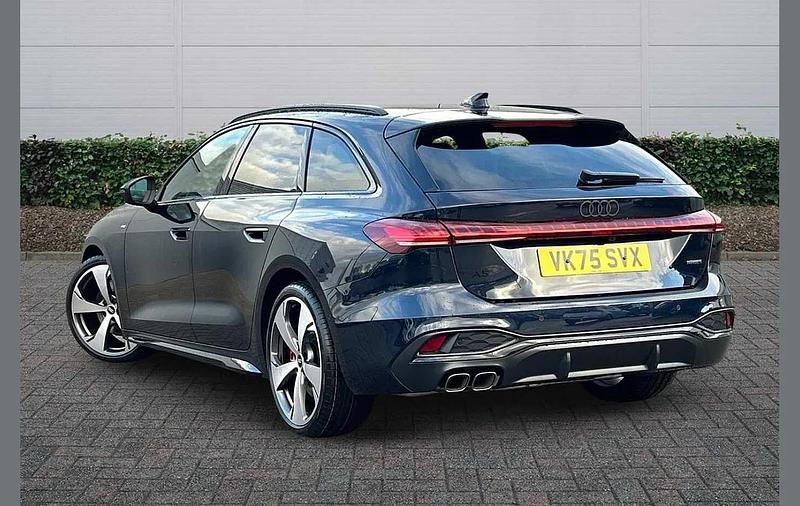 Used Audi A5 Comfort 204 HP (150 kW) 2025 Blue Estate
