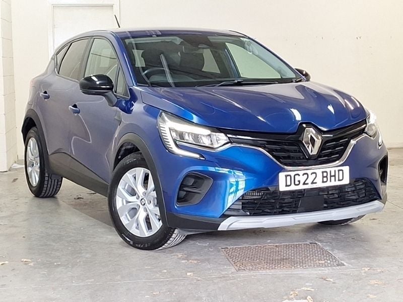Blue Used 2022 Renault Captur Iconic SUV | £13,498 (Fair price) - Image 1/4