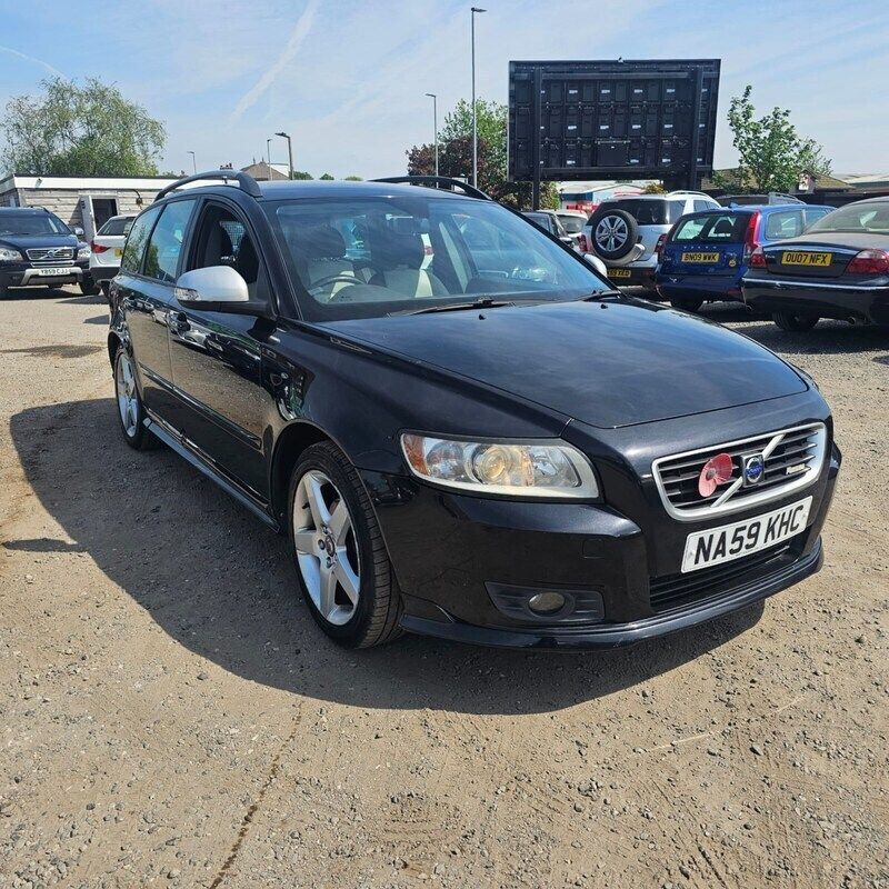 Black Used 2009 Volvo V50 R-Design Estate | £1,995 (Good price) - Image 1/4