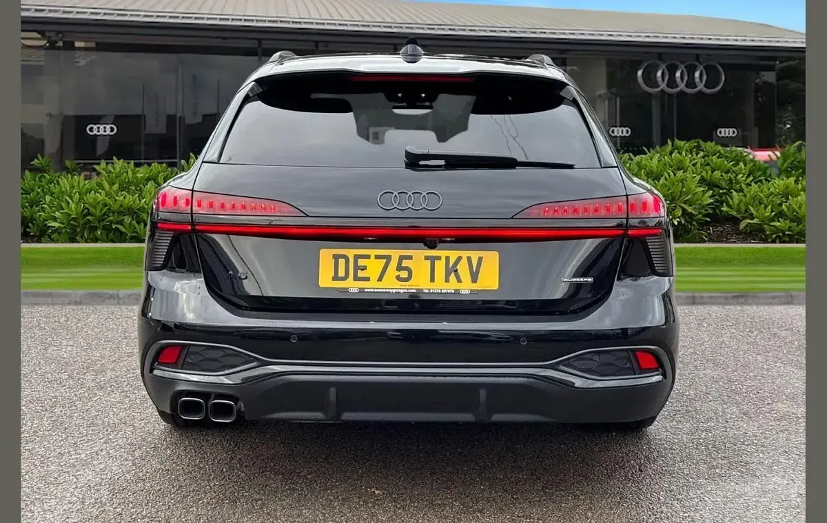 Used Audi A6 Advanced 204 HP (150 kW) 2025 Black Estate