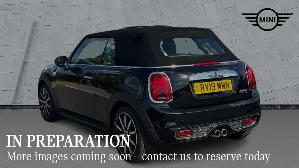 Used Mini Cooper S Cabriolet Exclusive 189 HP (139 kW) 2019 Black Cabriolet
