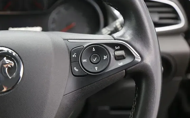 Used Vauxhall Grandland X Sport 120 HP (88 kW) 2018 Black SUV