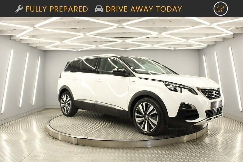 White Used 2019 Peugeot 5008 Premium MPV | £15,490 (Fair price) - Image 1/4