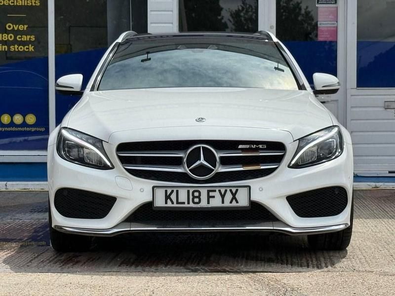 Used Mercedes C200 AMG Line Premium 184 HP (135 kW) 2018 White Estate
