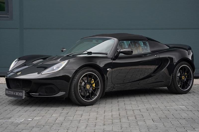 Used Lotus Elise 220 HP (161 kW) 2021 Motorsport black Cabriolet