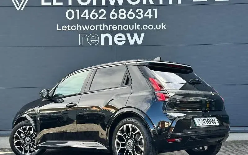 New Renault 5 E-Tech Komfort 110 kW (150 HP) 2026 Black Hatchback