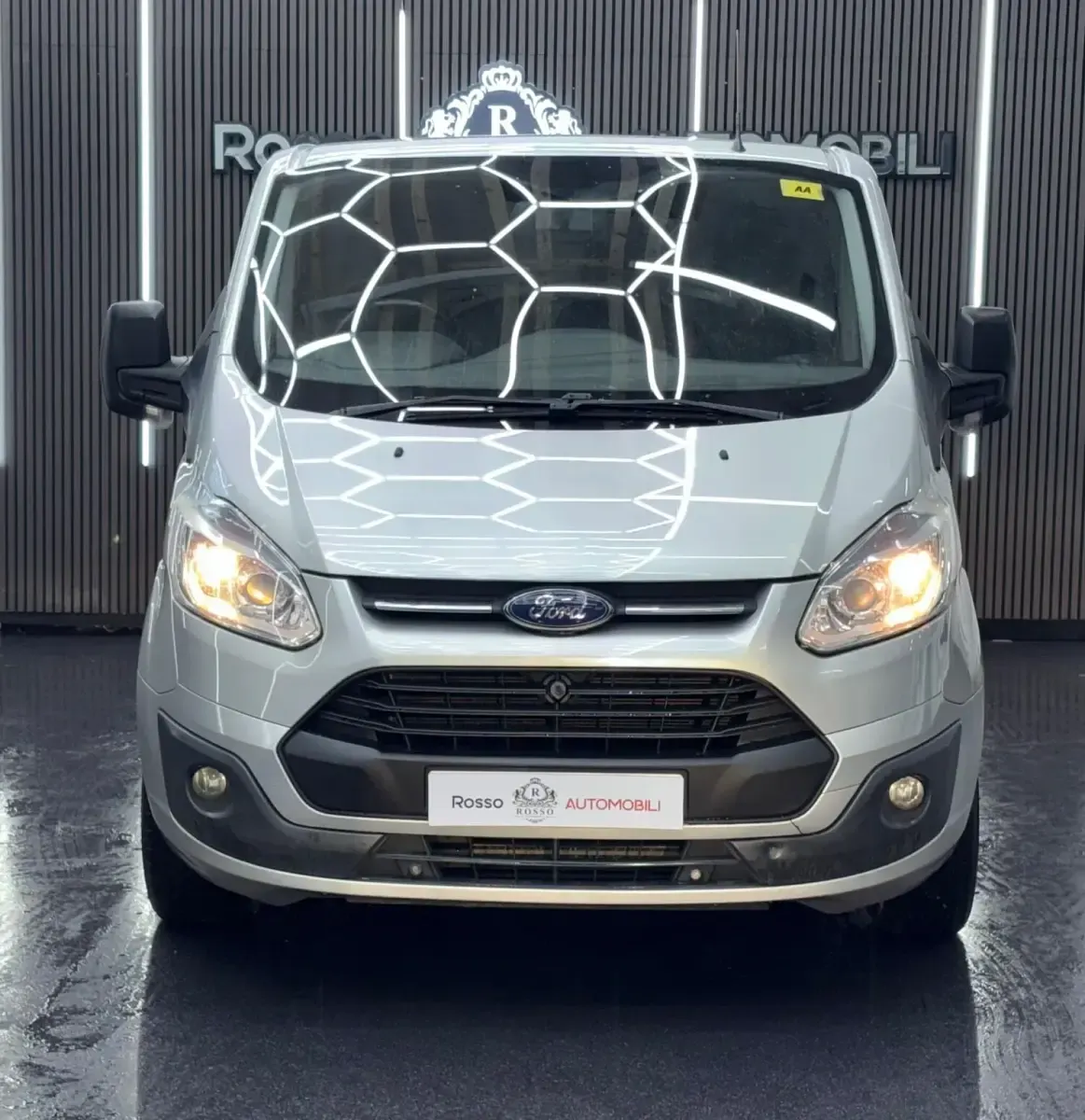 Used Ford Transit Custom Trend 125 HP (91 kW) 2016 Silver Van
