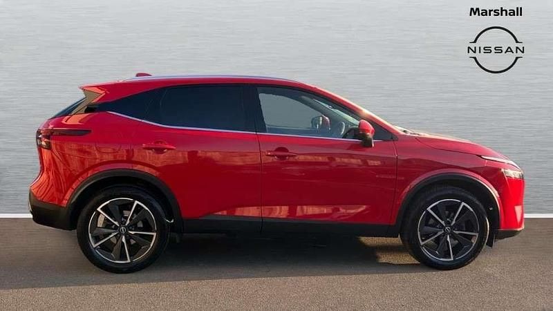 Used Nissan Qashqai Tekna 140 HP (102 kW) 2024 Red SUV