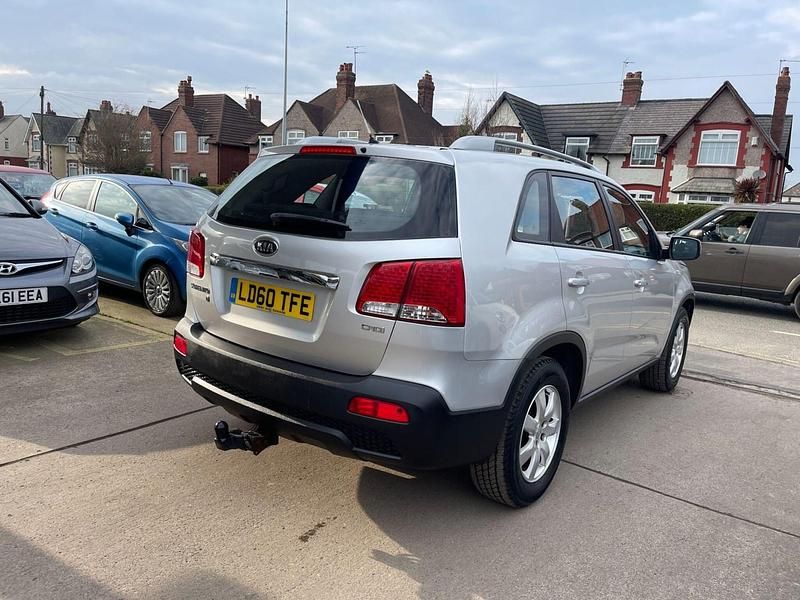 Used Kia Sorento 2010 Silver SUV