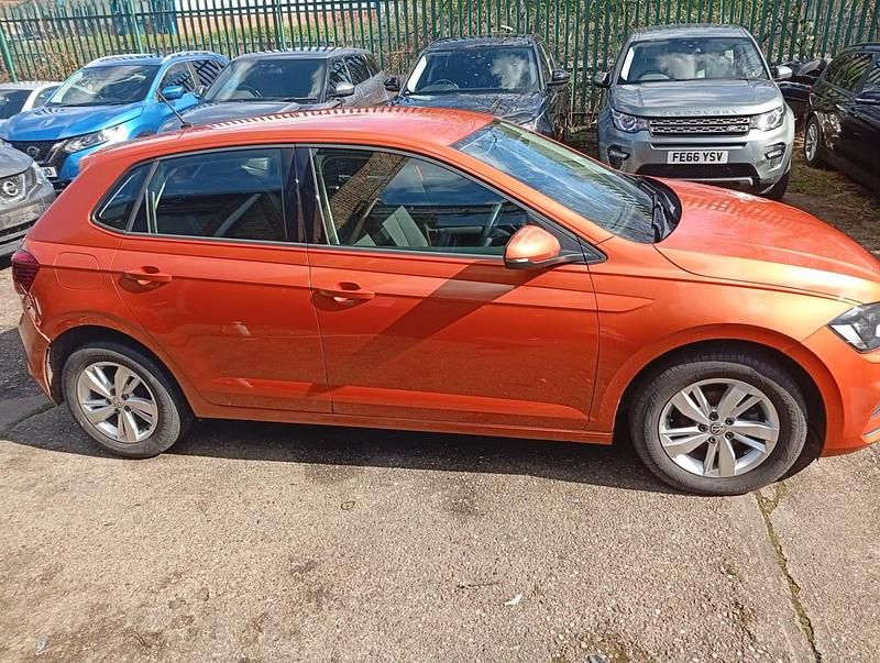 Używany VW Polo SE 2020 Pomarańczowy Hatchback