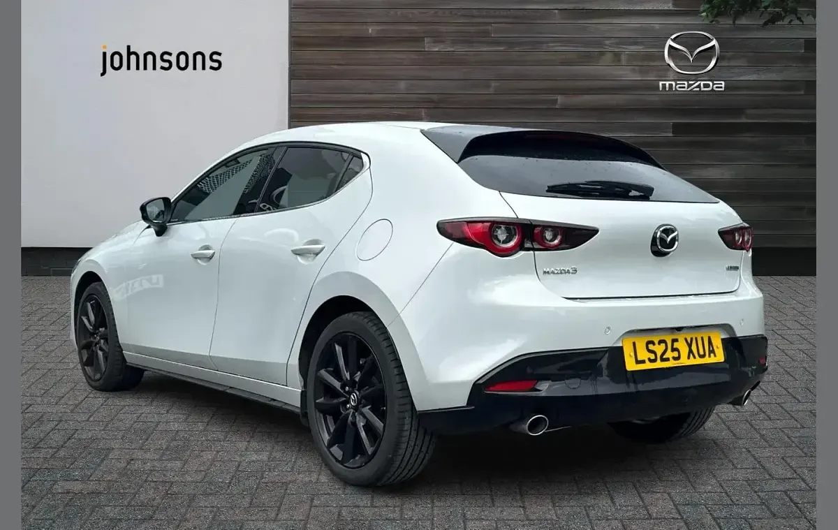 Used Mazda 3 Homura-Line 138 HP (101 kW) 2025 White Hatchback