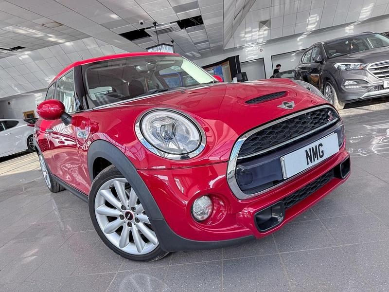 Used Mini Cooper S Hatch 192 HP (141 kW) 2016 Red Hatchback